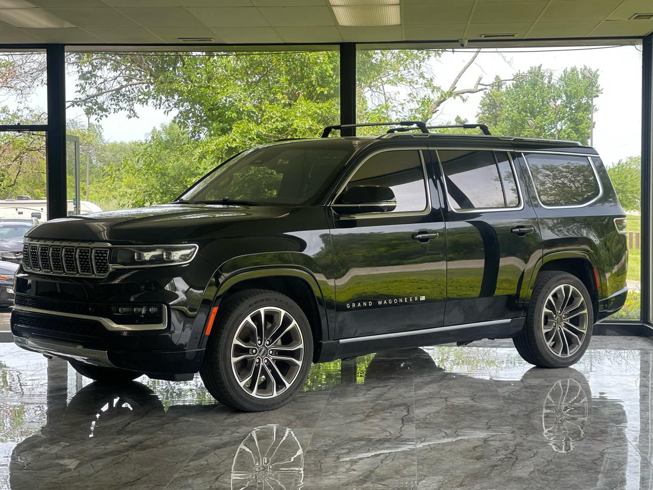 Jeep Grand Wagoneer Series III 4WD 2022
