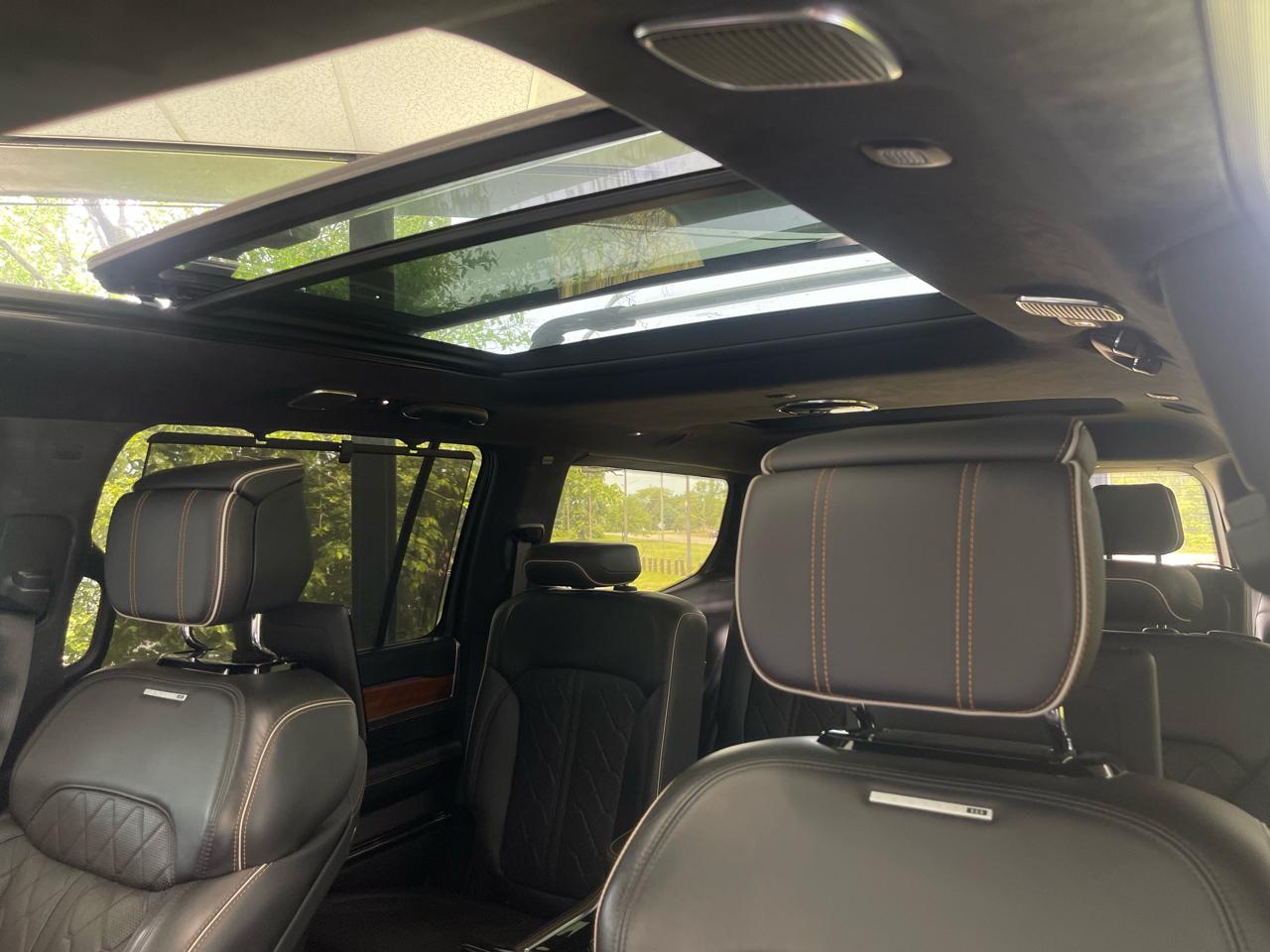 Jeep Grand Wagoneer Series III 4WD 2022