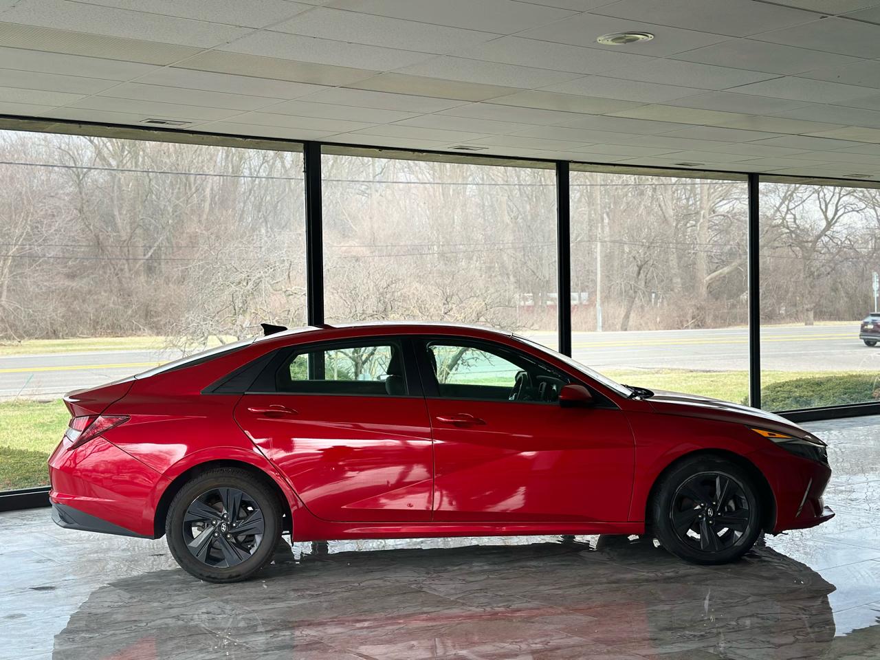 Hyundai Elantra SEL 2021