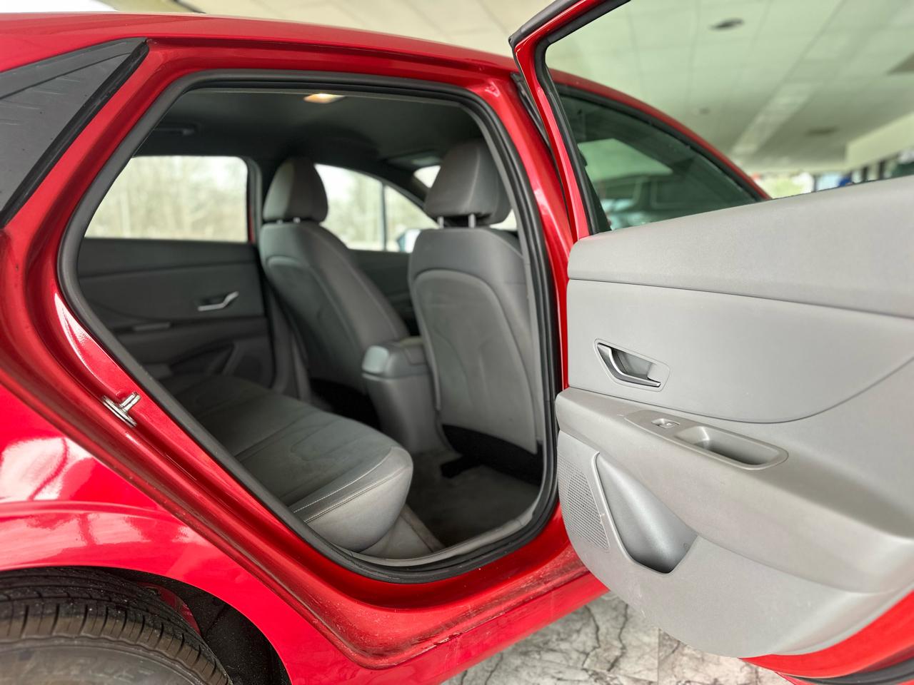 Hyundai Elantra SEL 2021