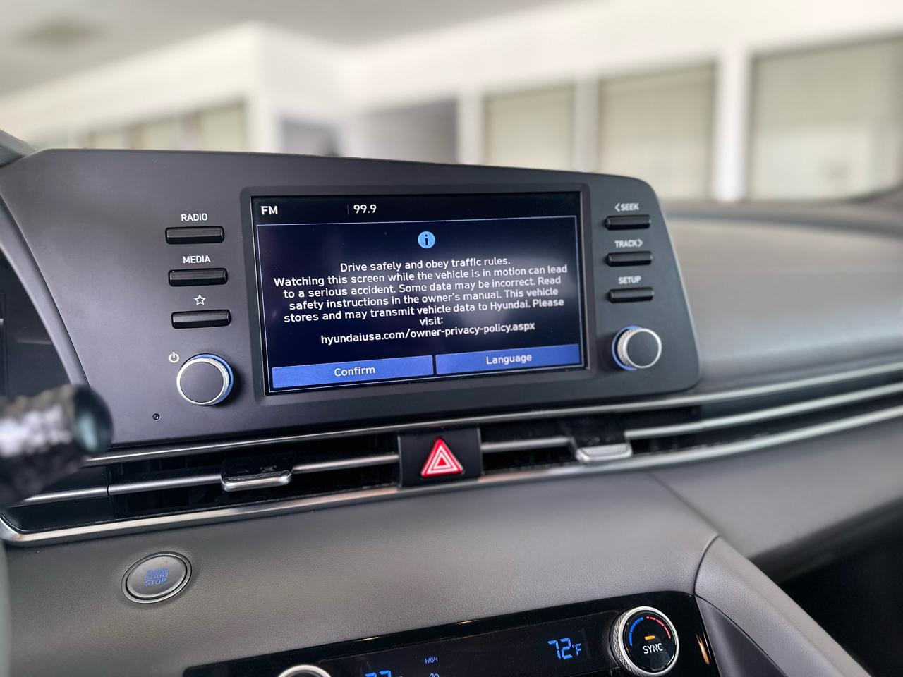 Hyundai Elantra SEL 2021