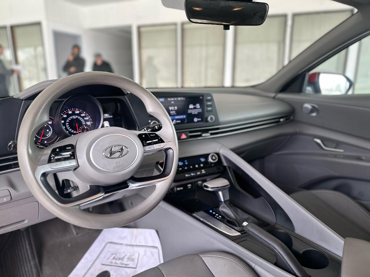 Hyundai Elantra SEL 2021