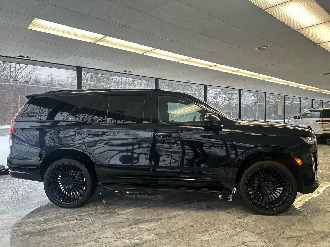 Cadillac Escalade Luxury 4WD 2021