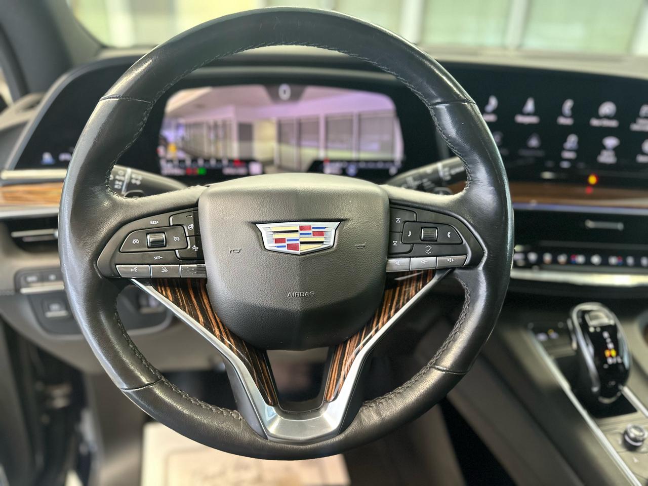 Cadillac Escalade Luxury 4WD 2021