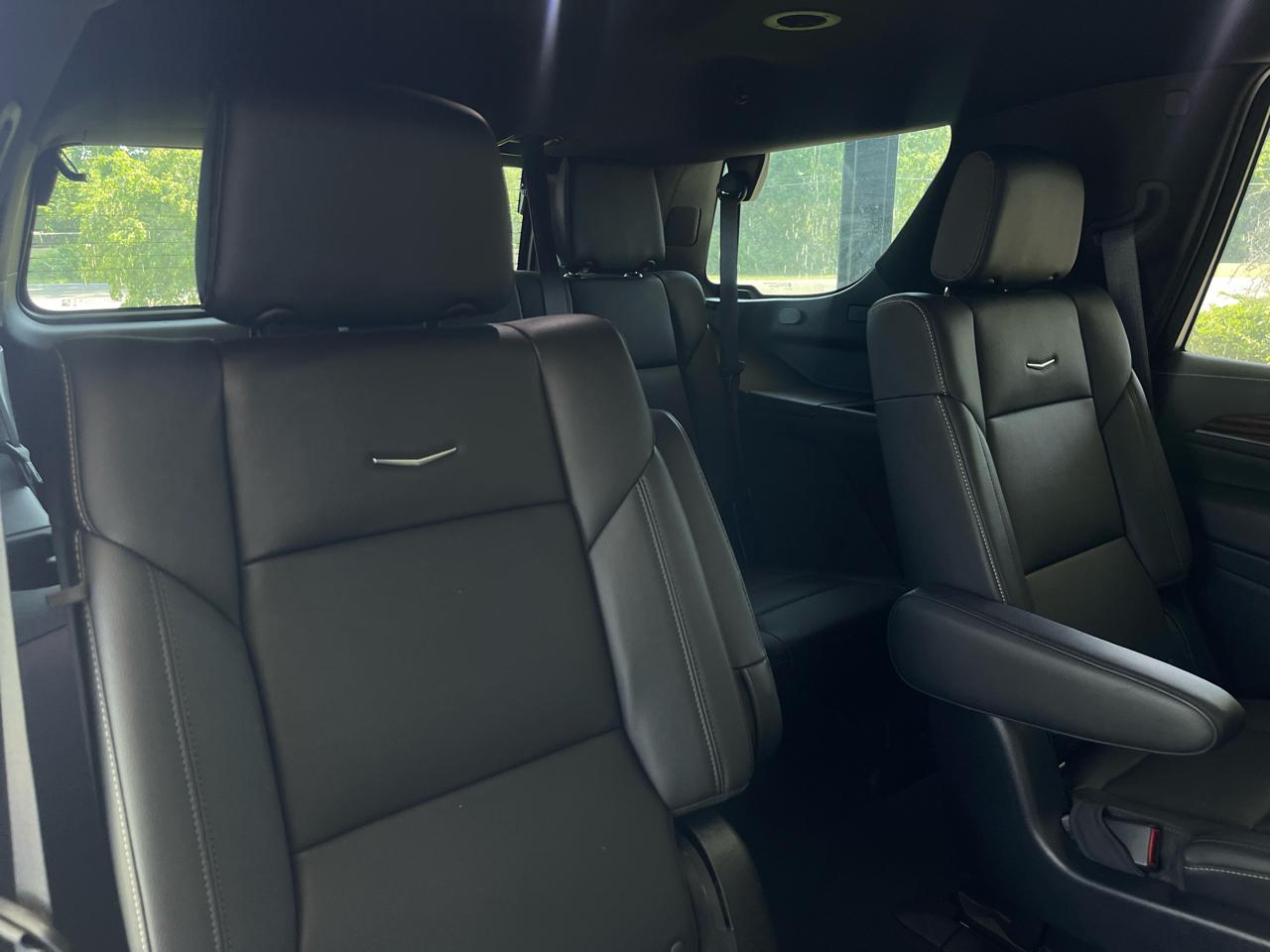 Cadillac Escalade Luxury 4WD 2021