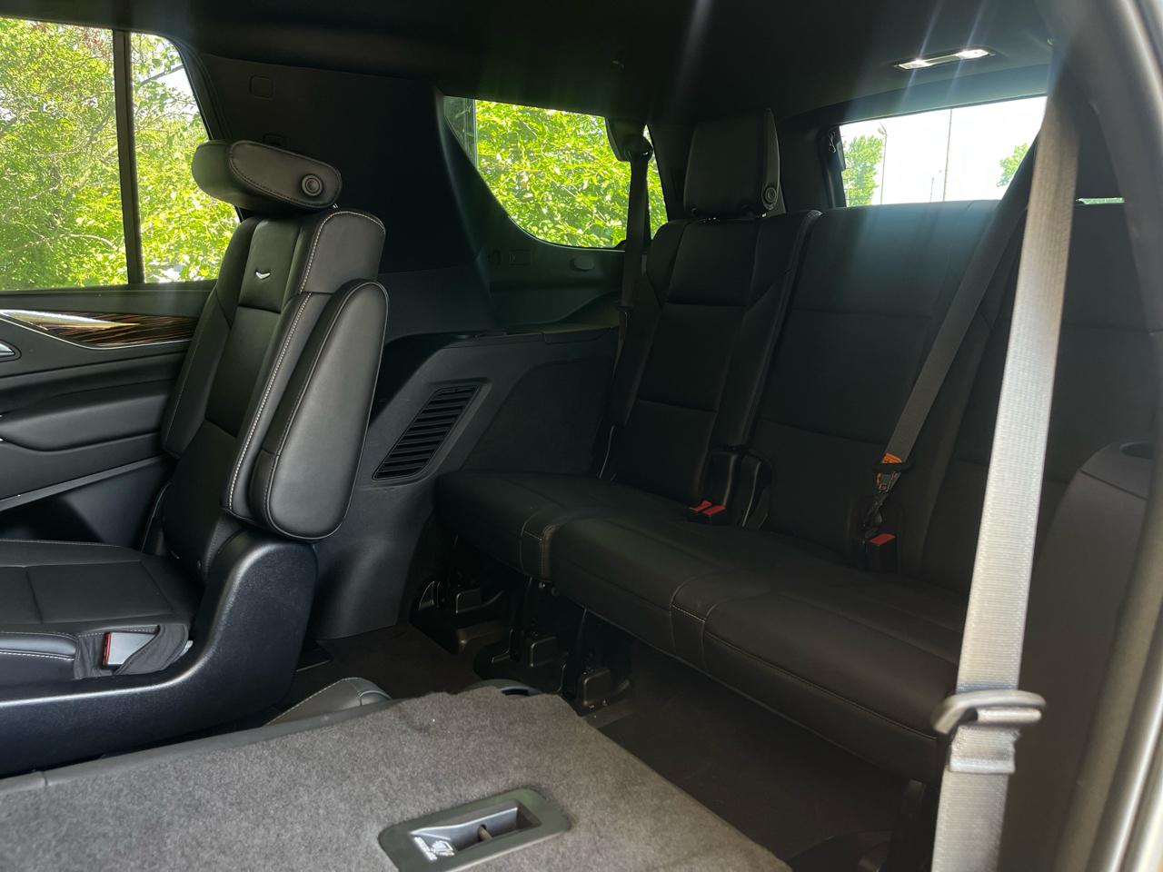 Cadillac Escalade Luxury 4WD 2021