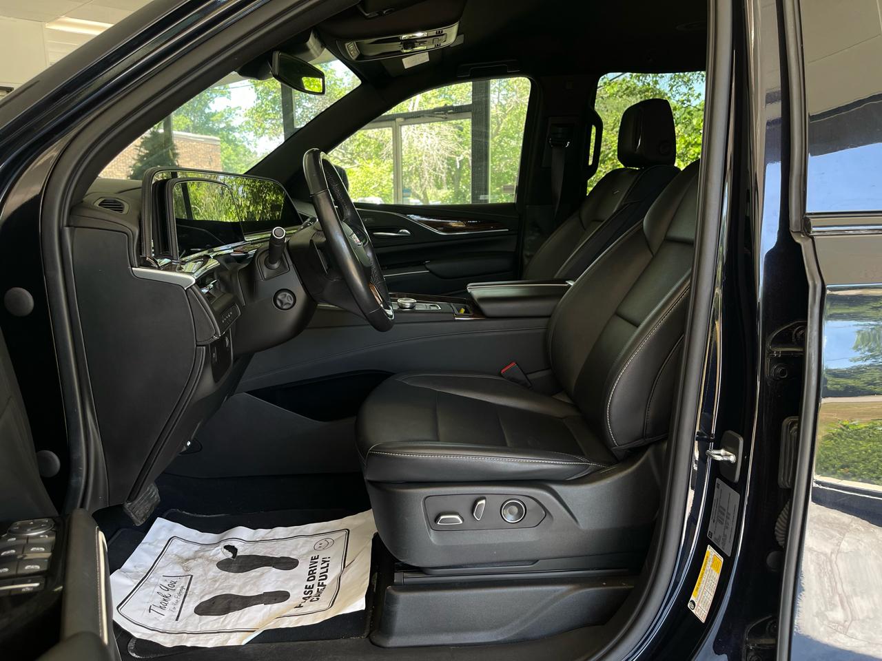 Cadillac Escalade Luxury 4WD 2021