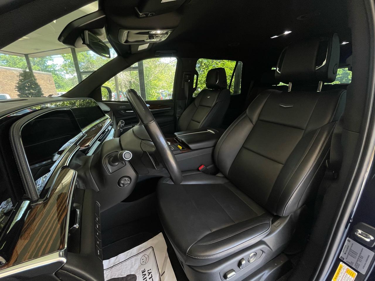 Cadillac Escalade Luxury 4WD 2021