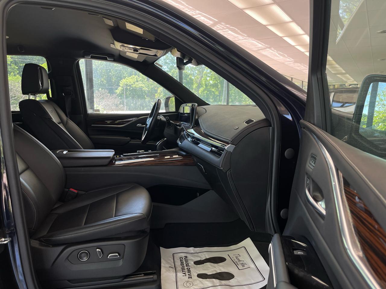 Cadillac Escalade Luxury 4WD 2021
