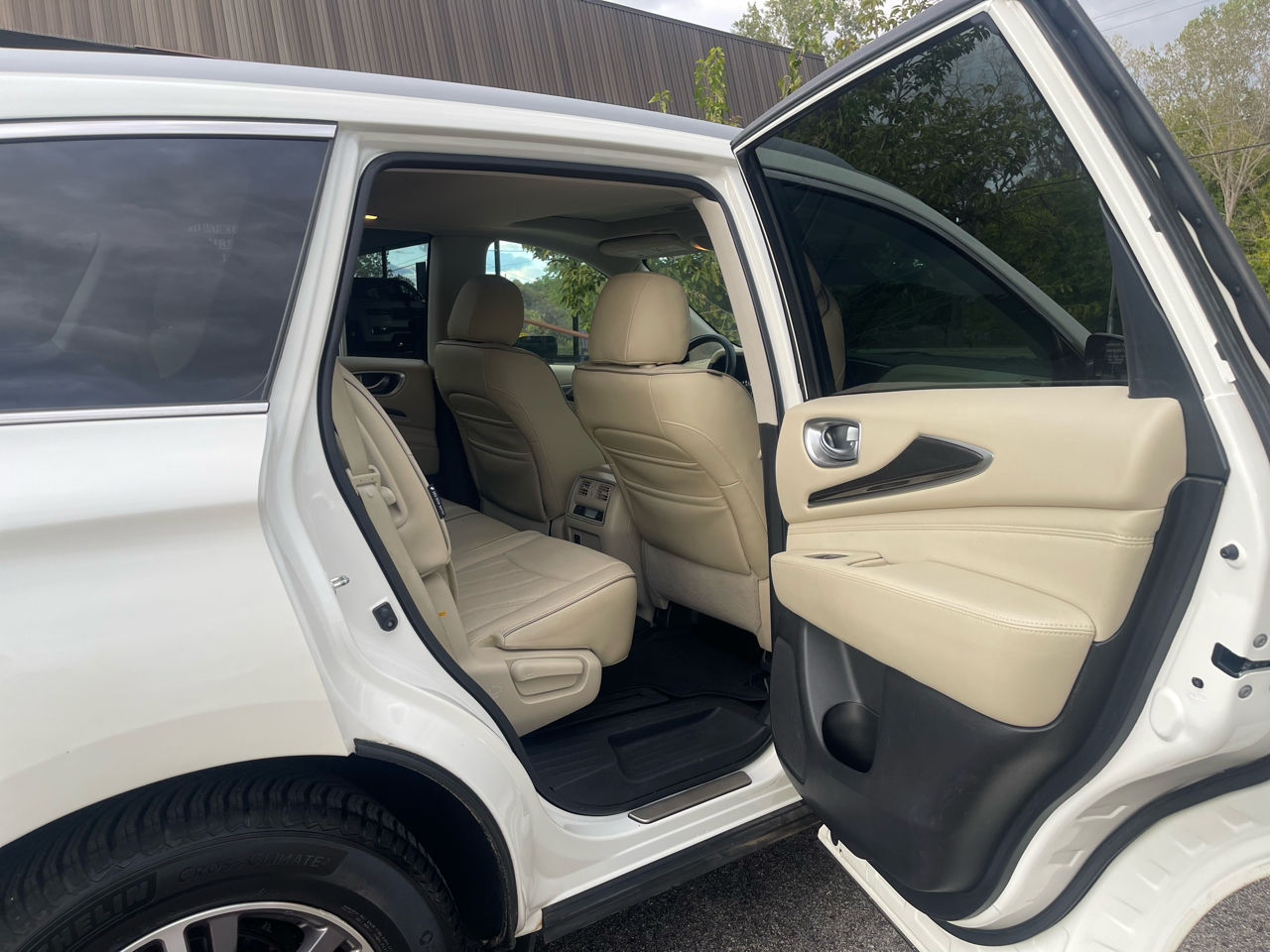 Infiniti QX60 PURE AWD 2019 Infiniti QX60 PURE AWD 2019