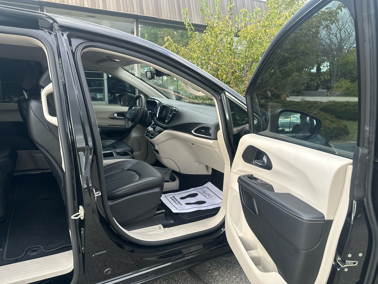 Chrysler Pacifica Touring L 2023 Chrysler Pacifica Touring L 2023