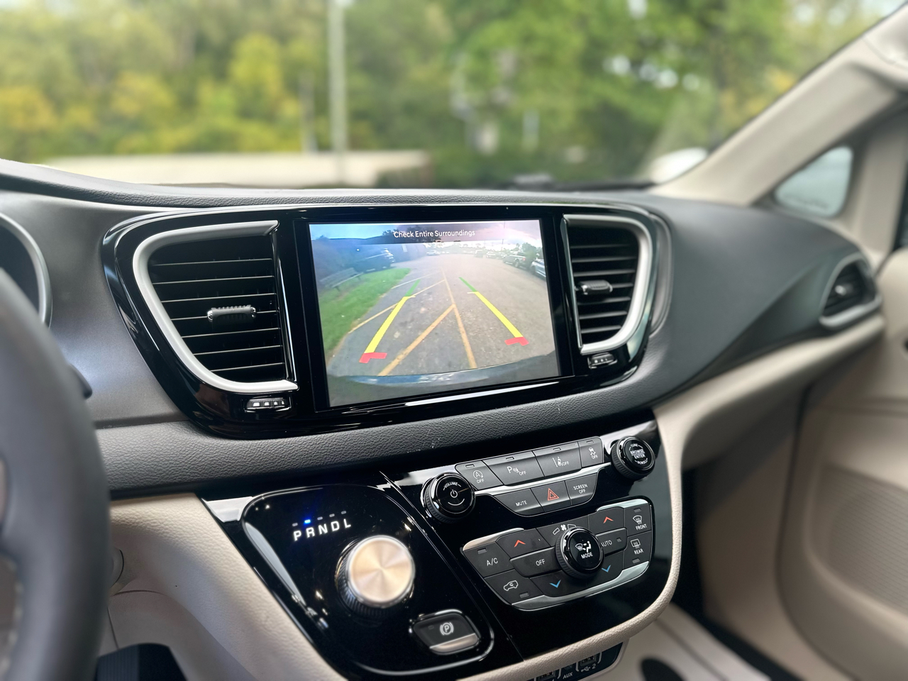 Chrysler Pacifica Touring L 2023 Chrysler Pacifica Touring L 2023