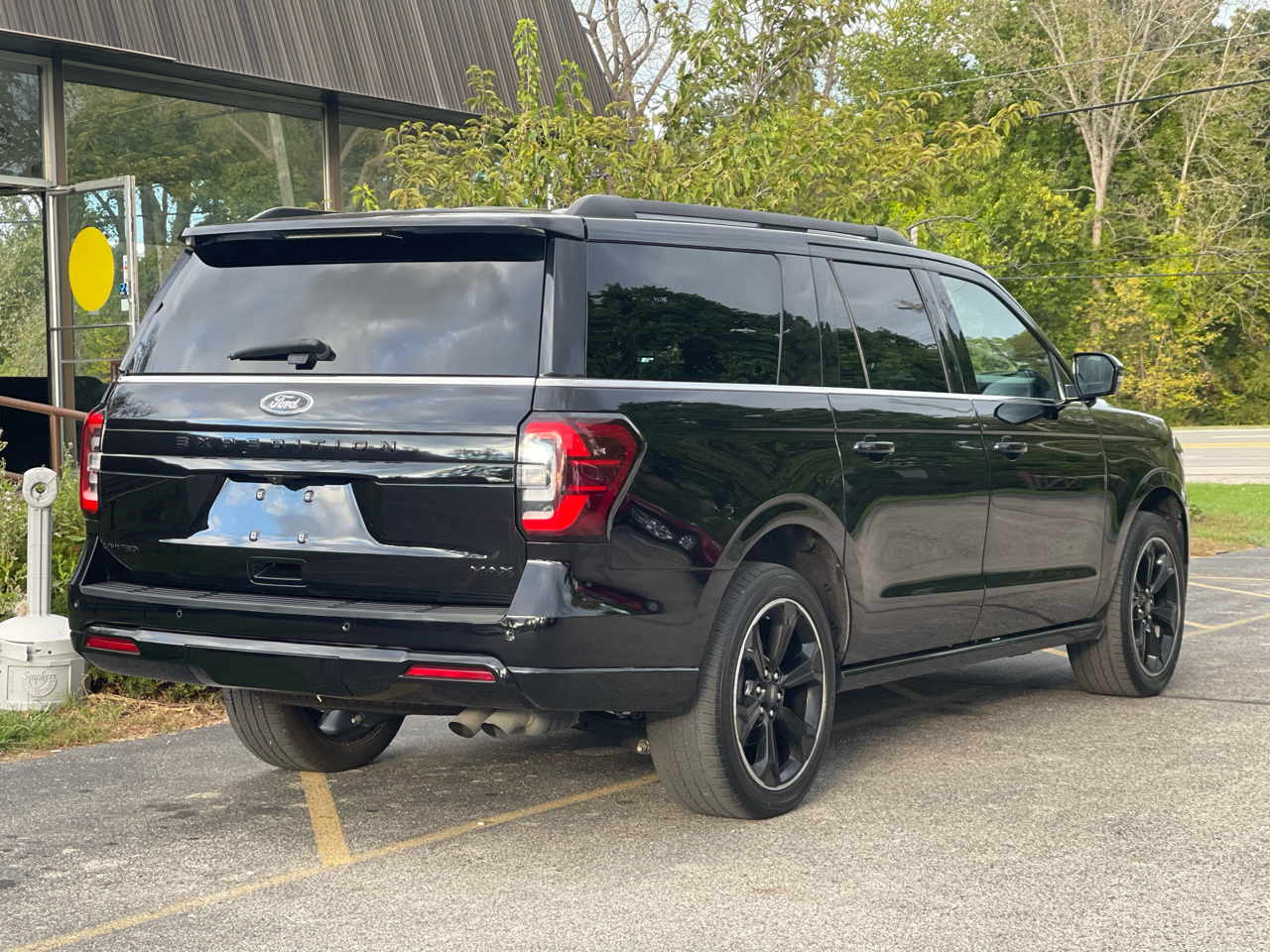 Ford Expedition MAX Limited 4WD 2023 Ford Expedition MAX Limited 4WD 2023