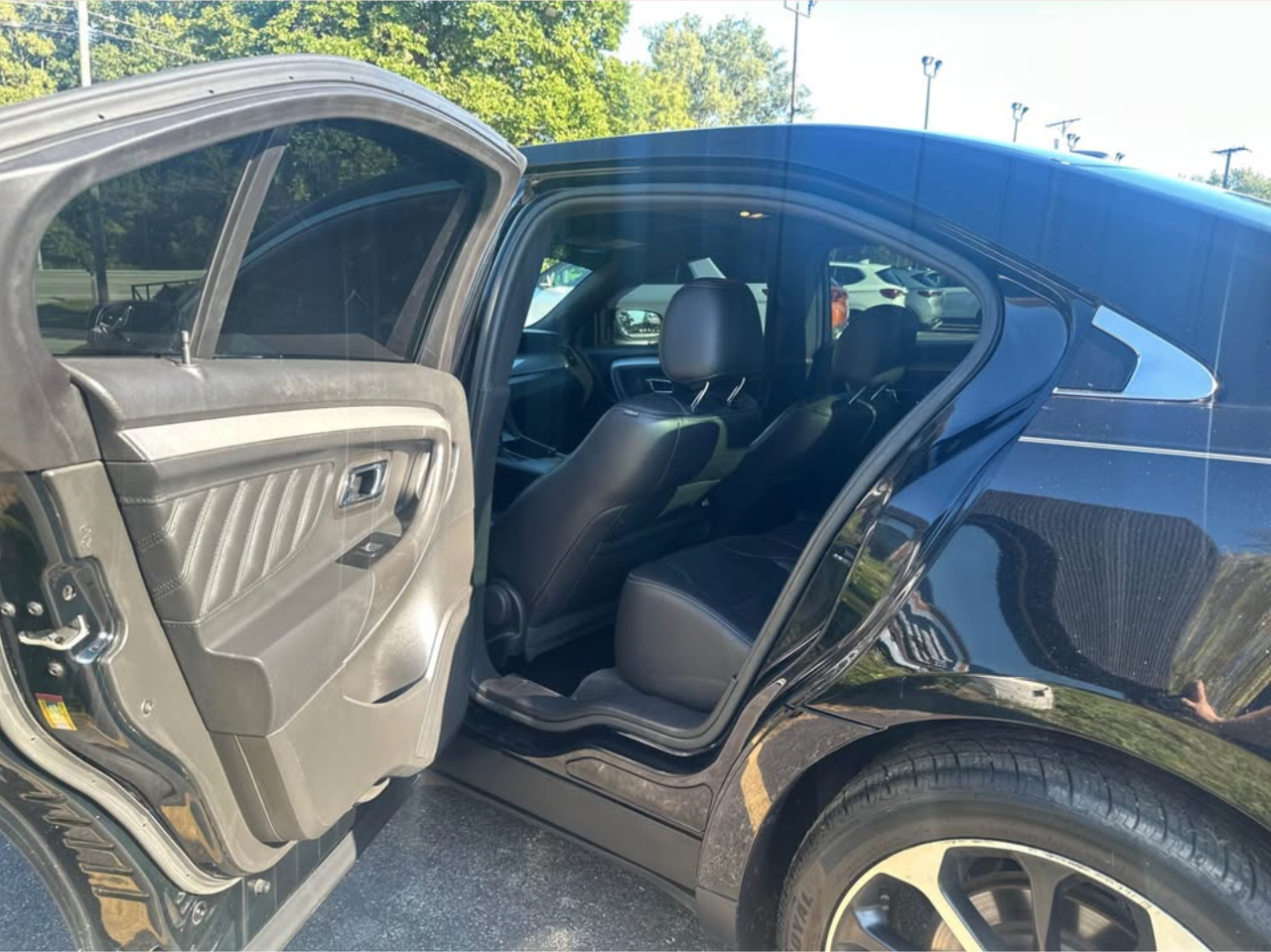 Ford Taurus SEL FWD 2016