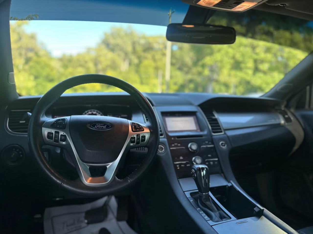 Ford Taurus SEL FWD 2016