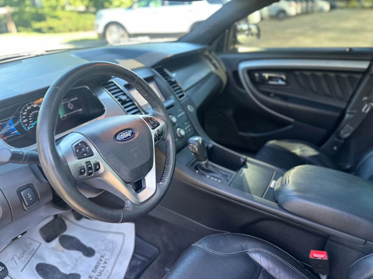 Ford Taurus SEL FWD 2016