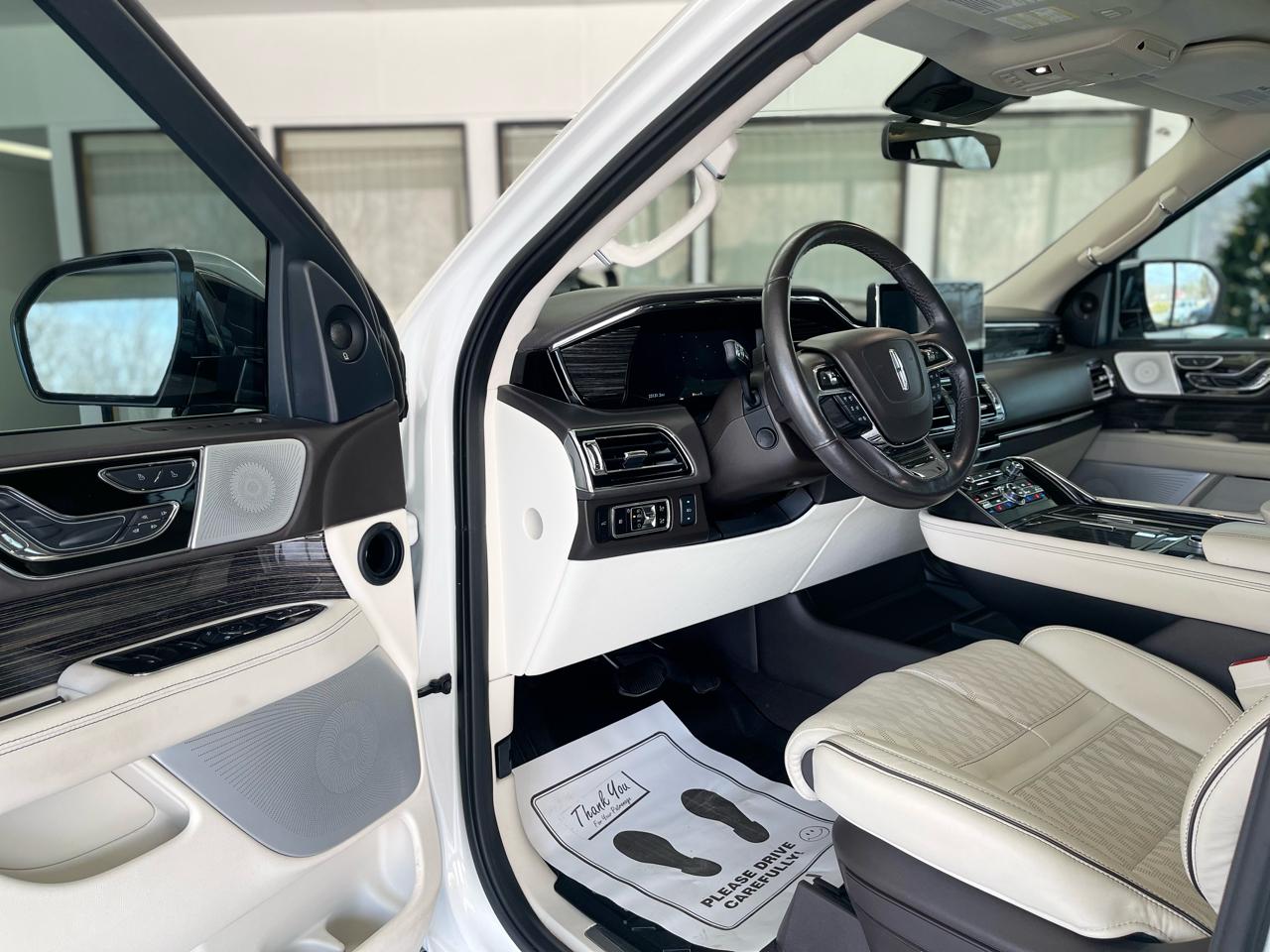 Lincoln Navigator Black Label 4WD 2023