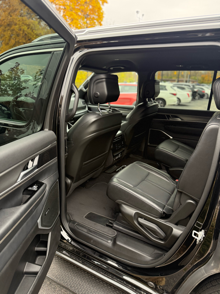 Jeep Wagoneer Series II 4WD 2025