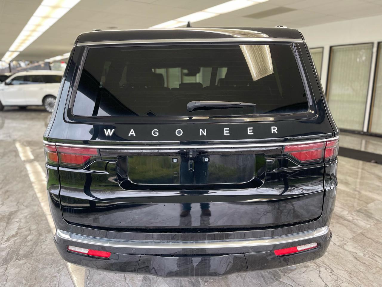 Jeep Wagoneer Series II 4WD 2025