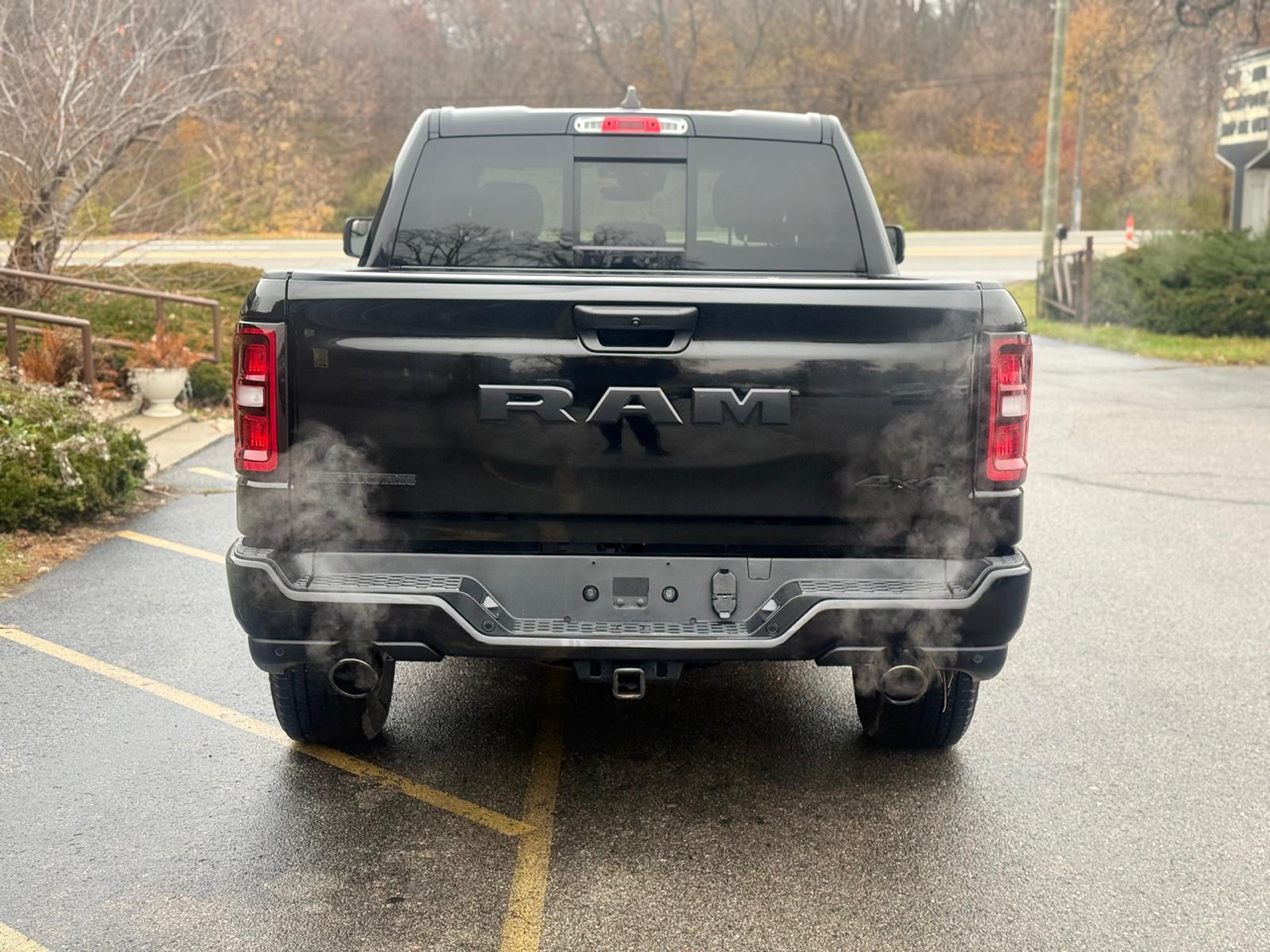 RAM 1500 Big Horn Crew Cab SWB 4WD 2025