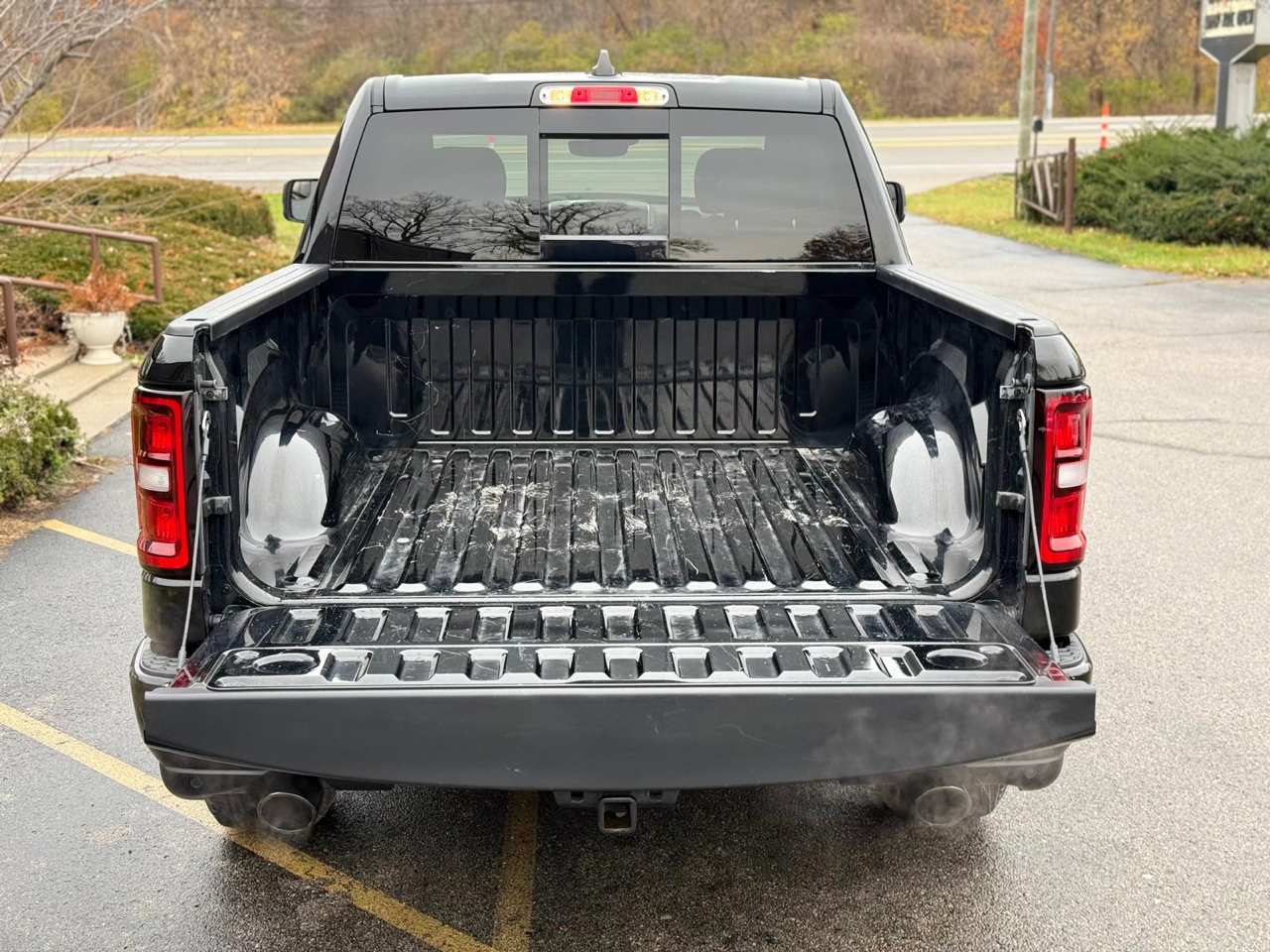 RAM 1500 Big Horn Crew Cab SWB 4WD 2025
