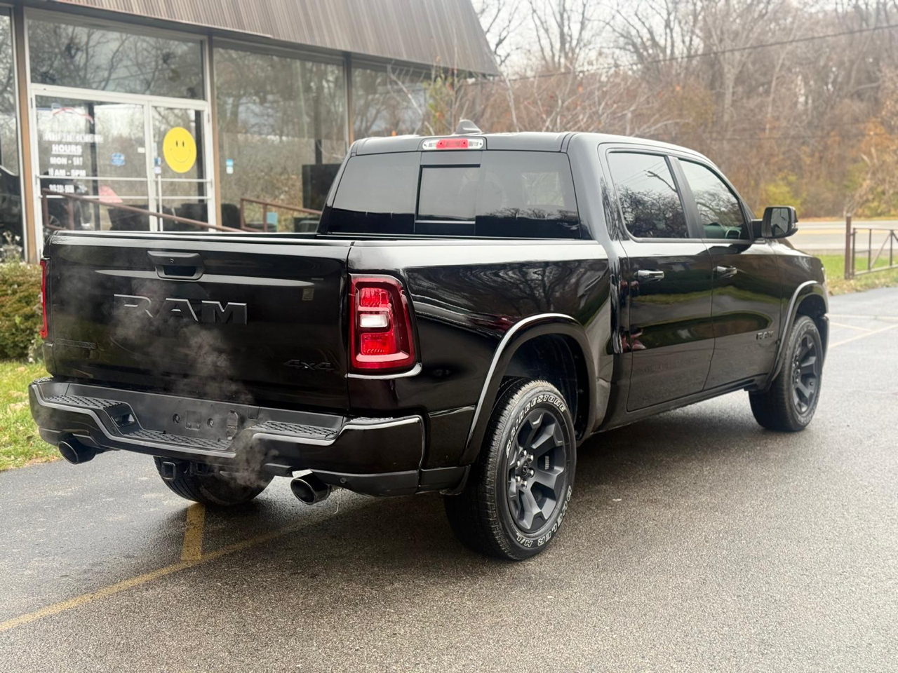 RAM 1500 Big Horn Crew Cab SWB 4WD 2025