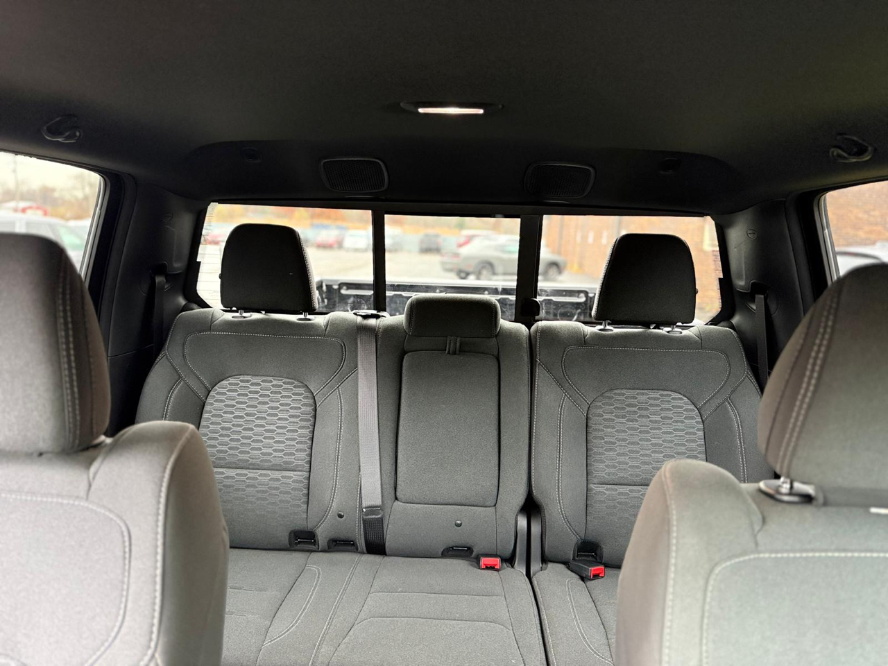 RAM 1500 Big Horn Crew Cab SWB 4WD 2025