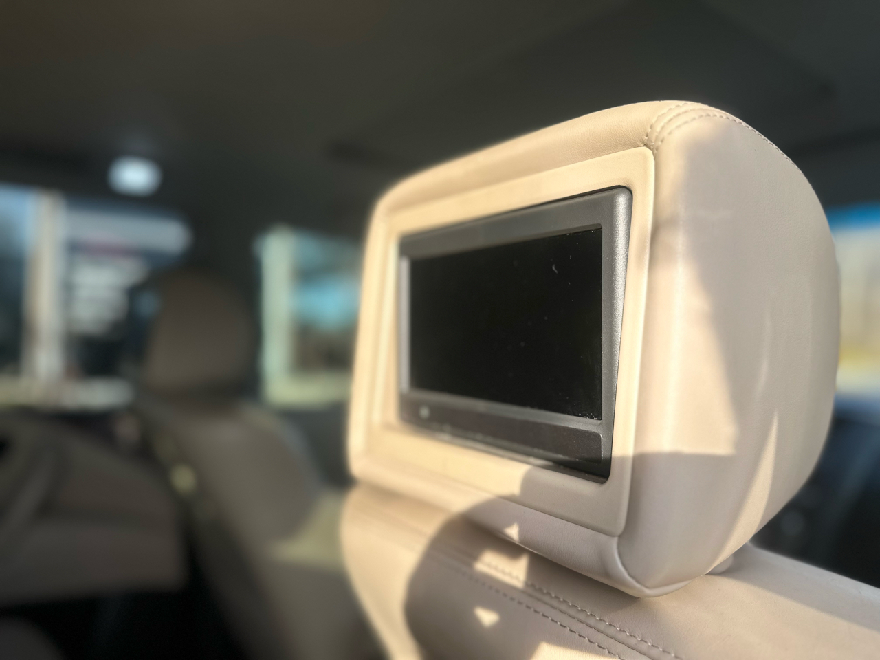 Nissan Armada Platinum 2WD 2017