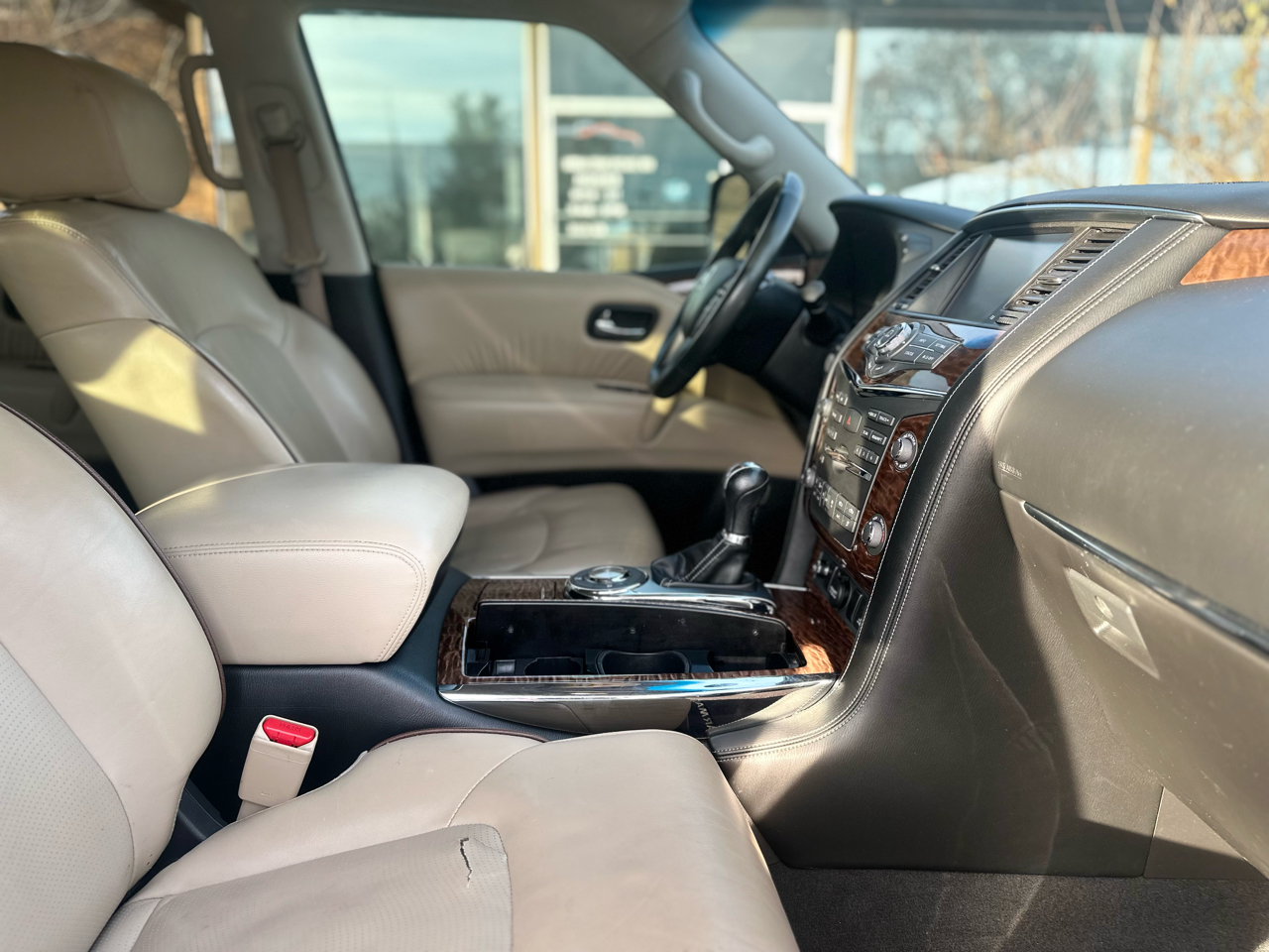 Nissan Armada Platinum 2WD 2017