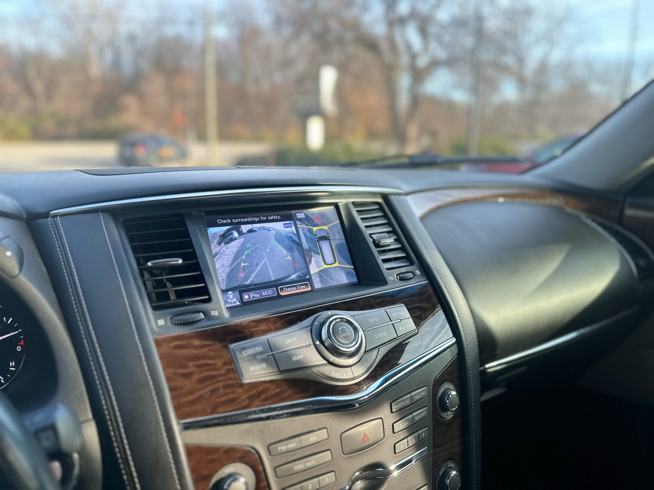 Nissan Armada Platinum 2WD 2017