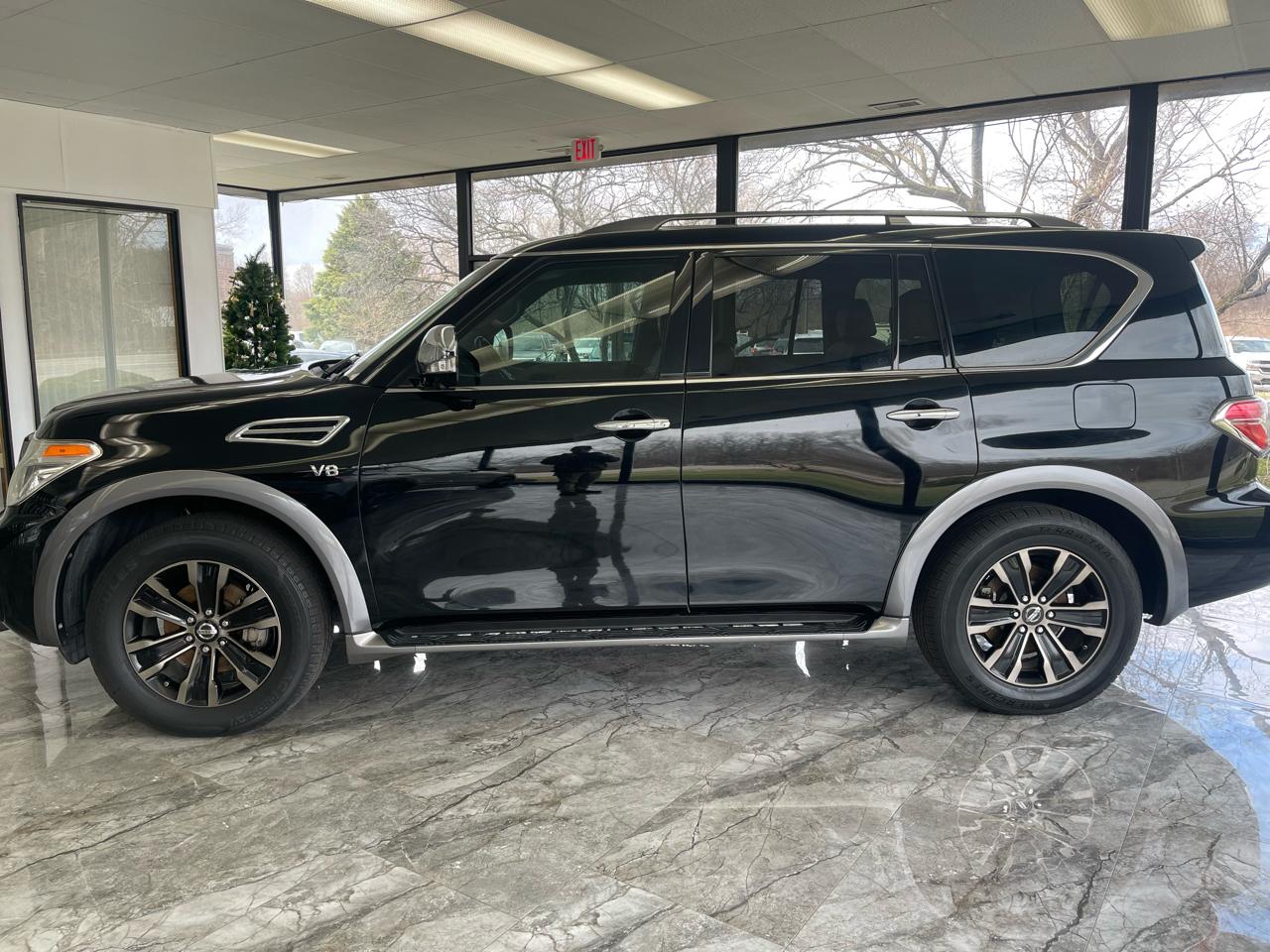 Nissan Armada Platinum 2WD 2017
