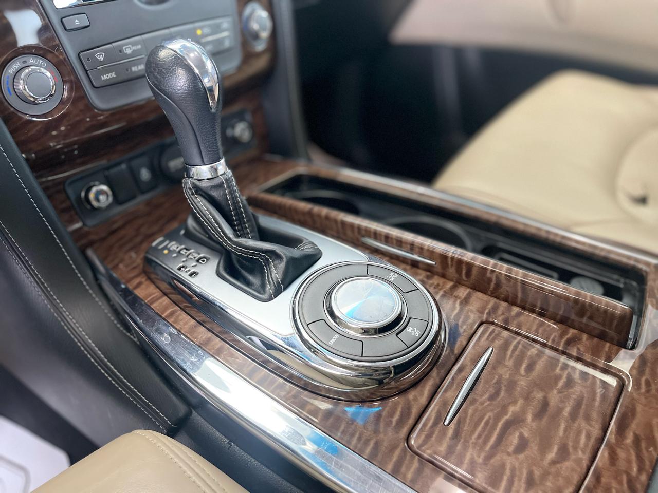 Nissan Armada Platinum 2WD 2017