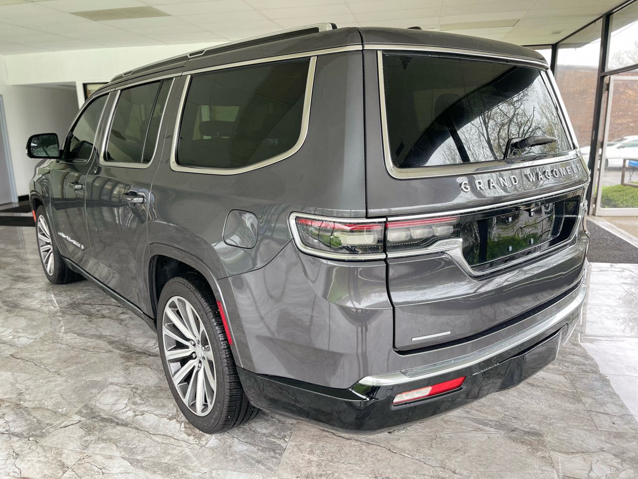 Jeep Grand Wagoneer Series II 4WD 2022