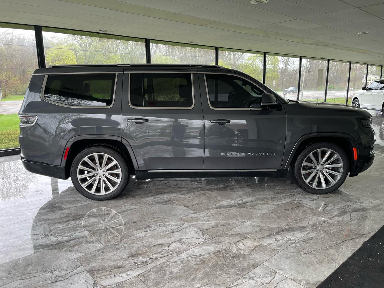 Jeep Grand Wagoneer Series II 4WD 2022