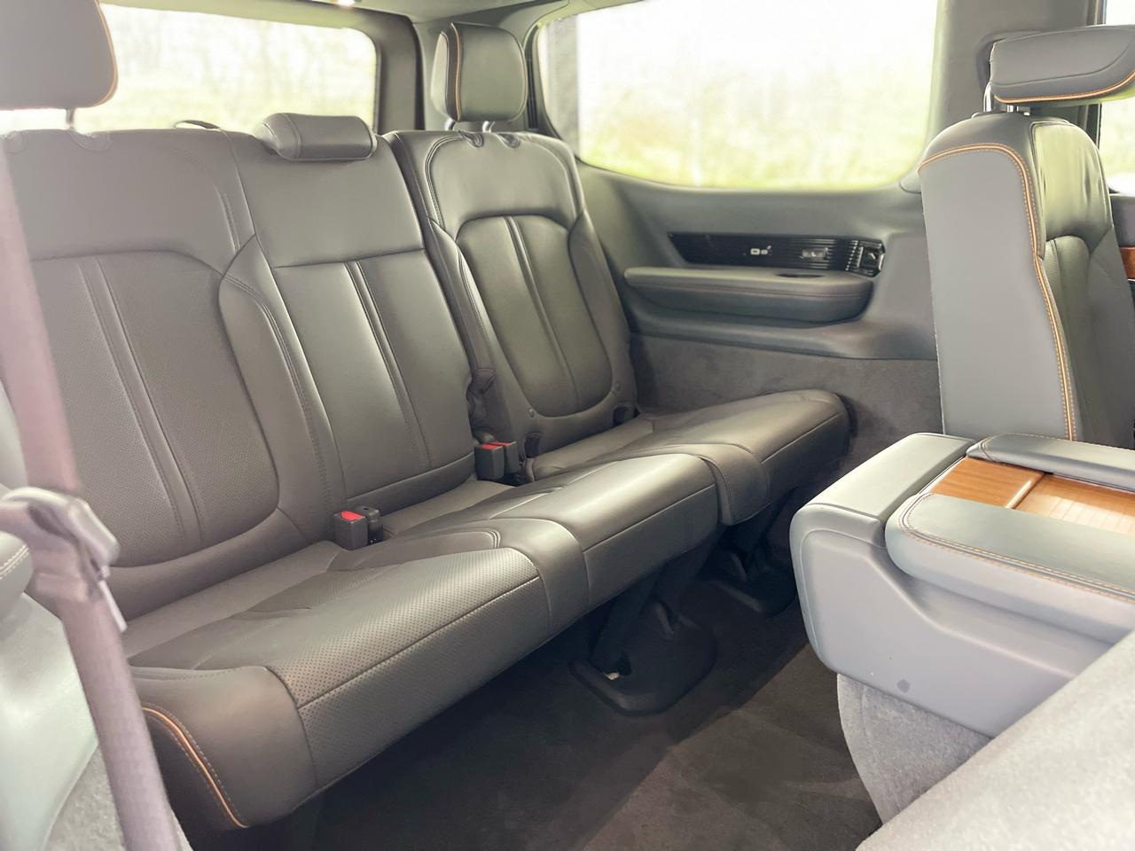 Jeep Grand Wagoneer Series II 4WD 2022