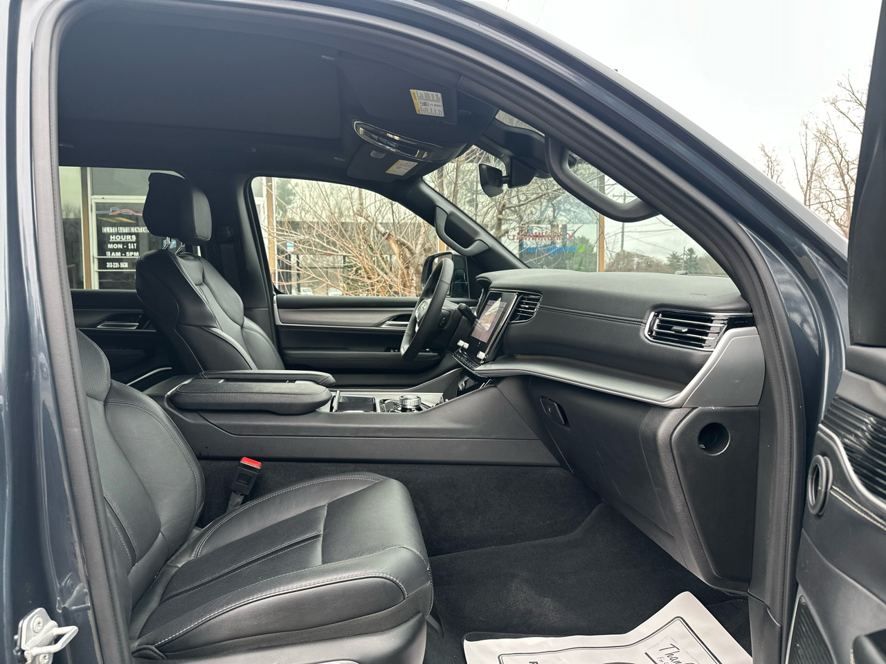 Jeep Wagoneer Series II 4WD 2025