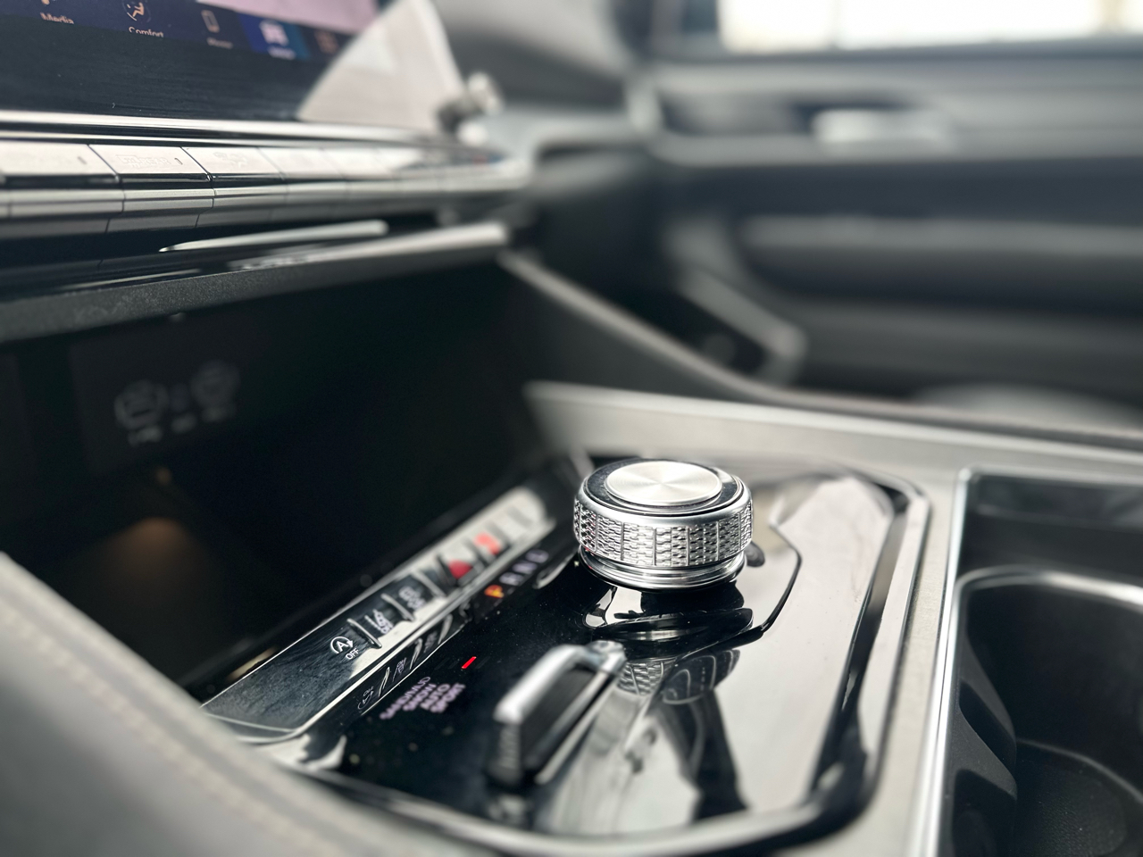 Jeep Wagoneer Series II 4WD 2025