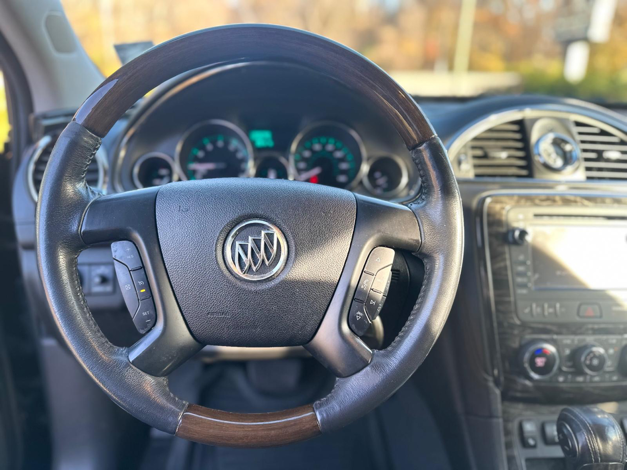 Buick Enclave Premium AWD 2013