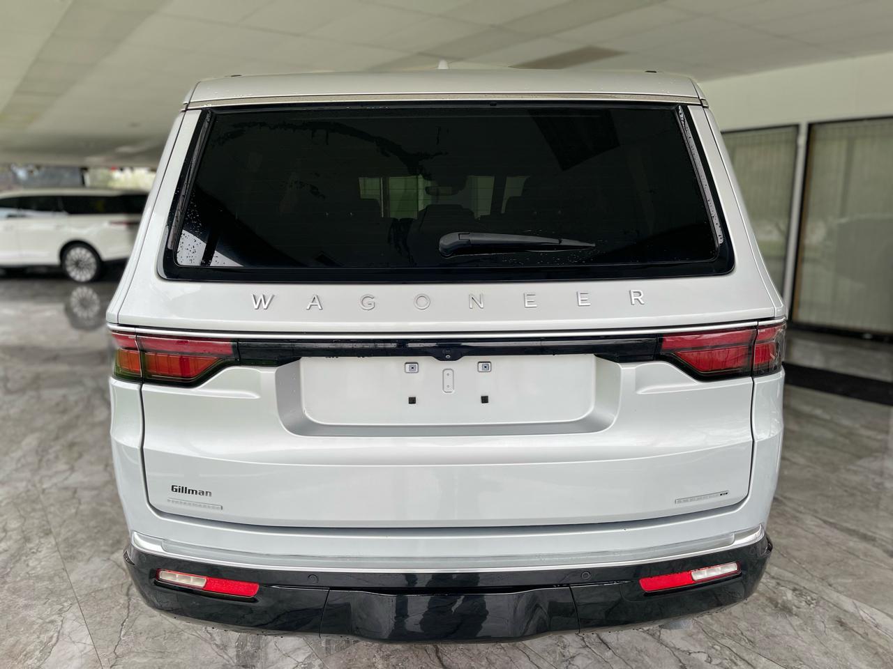 Jeep Wagoneer Series III 4WD 2022