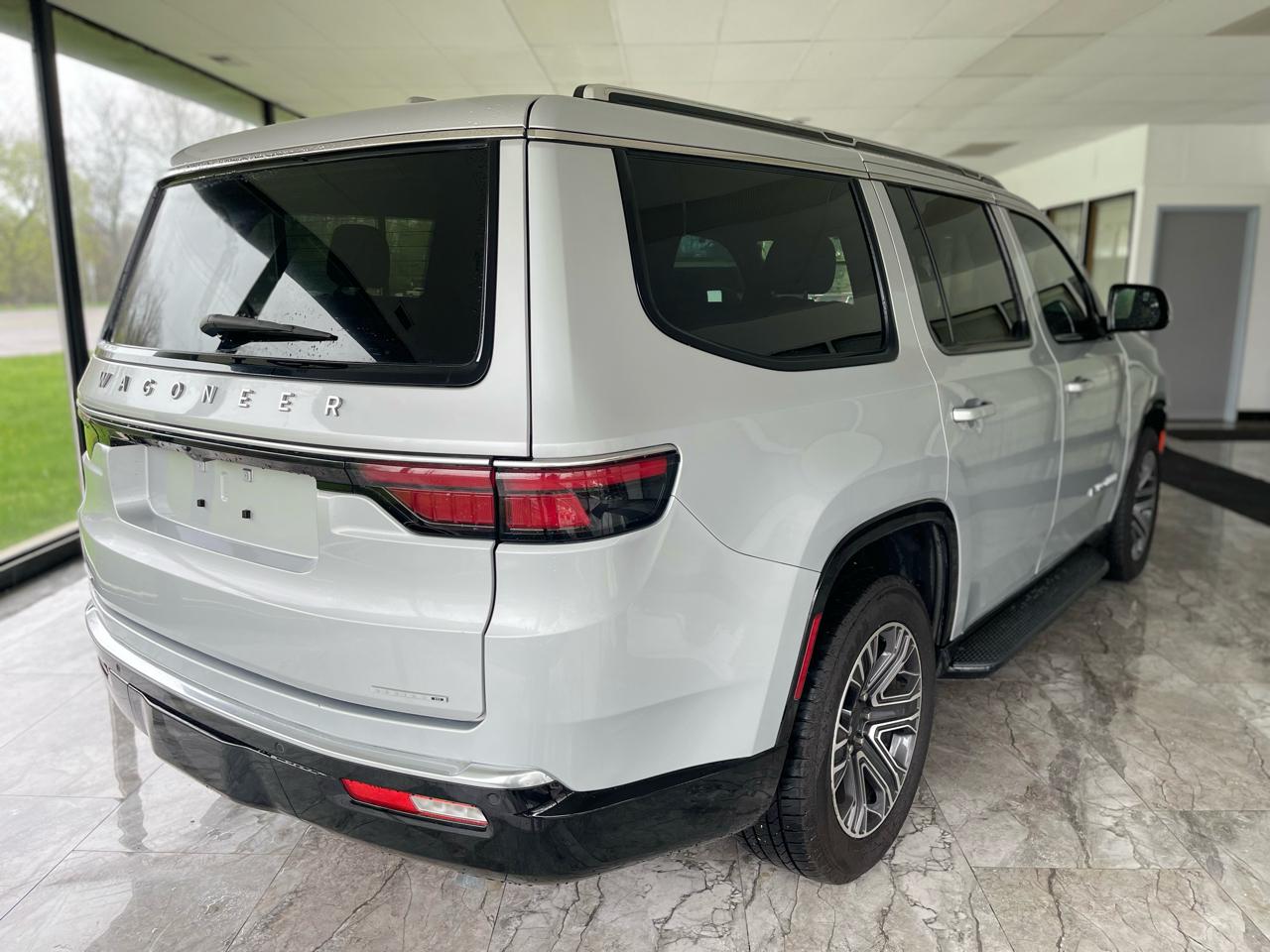 Jeep Wagoneer Series III 4WD 2022