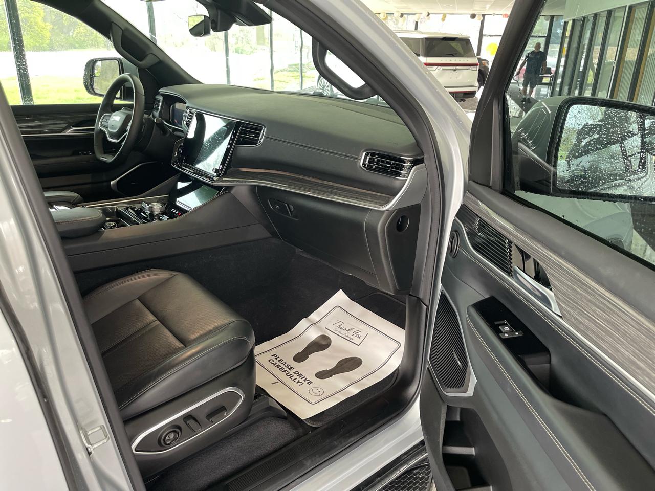 Jeep Wagoneer Series III 4WD 2022
