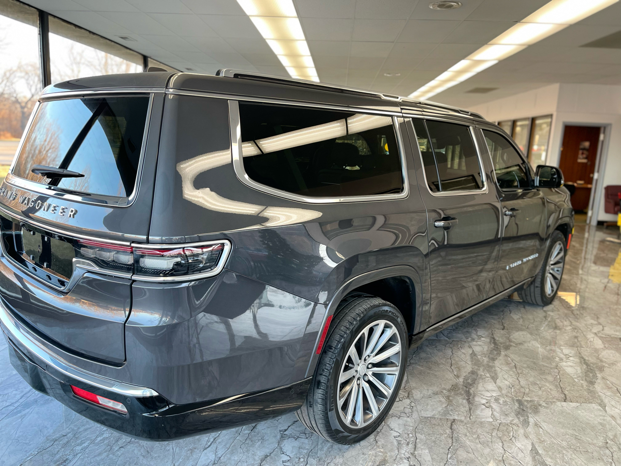 Jeep Grand Wagoneer Series I 4WD 2023