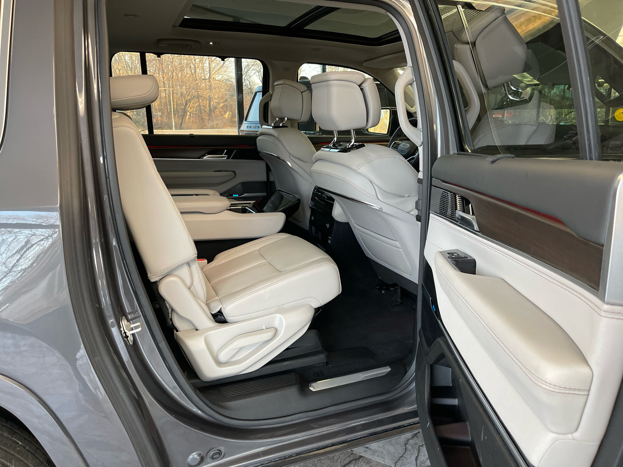 Jeep Grand Wagoneer Series I 4WD 2023