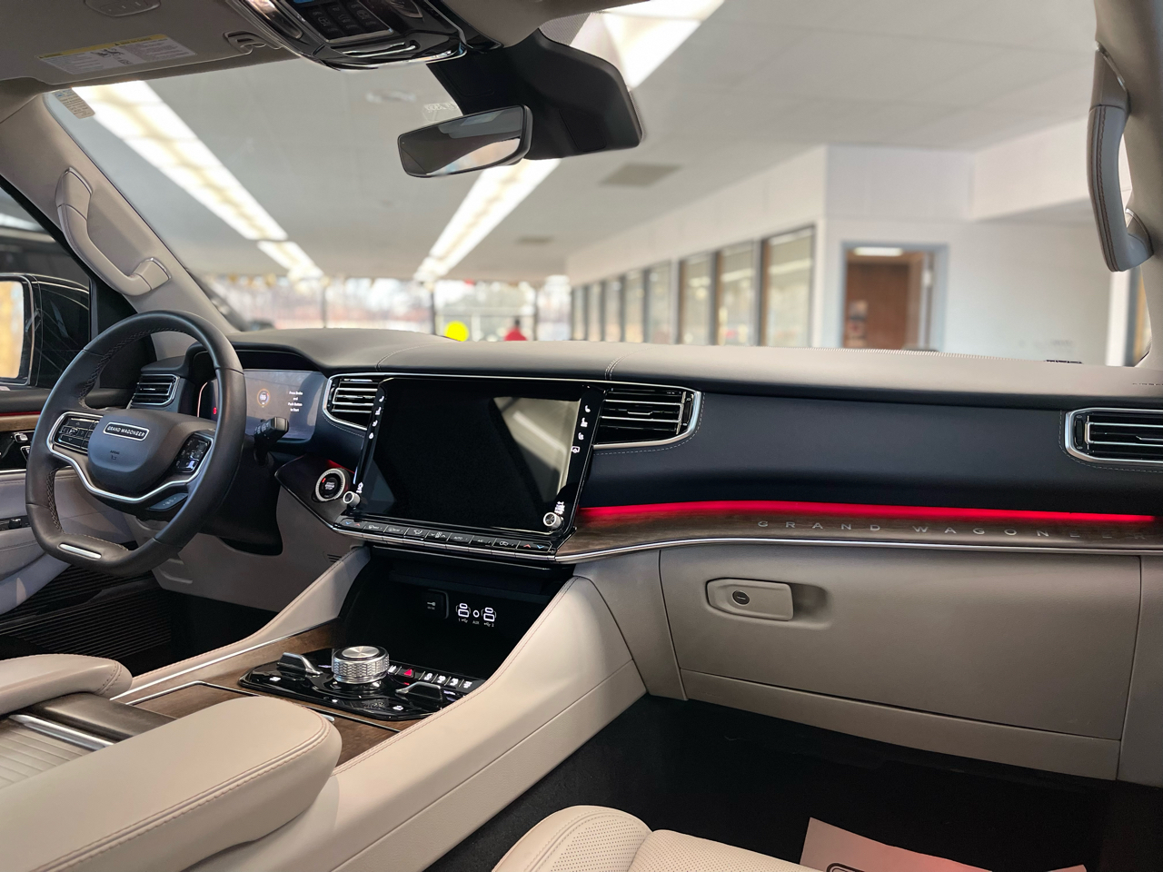 Jeep Grand Wagoneer Series I 4WD 2023