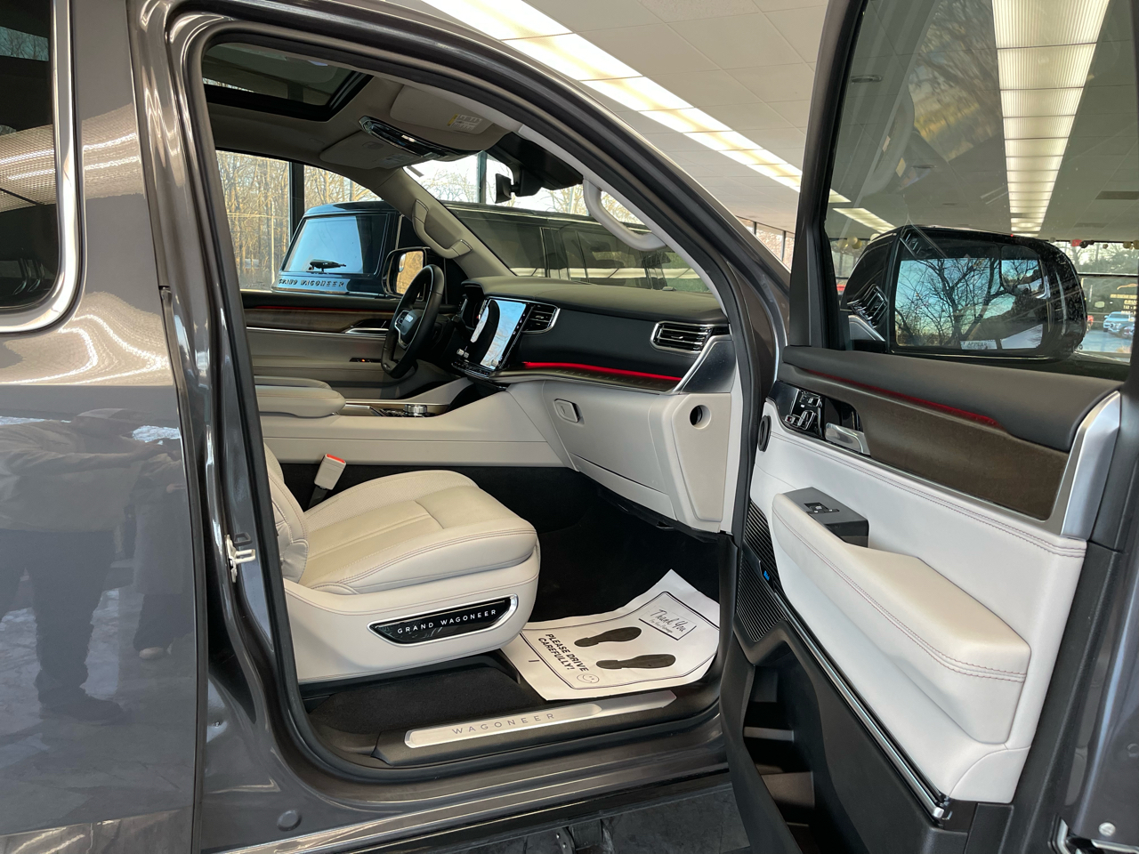 Jeep Grand Wagoneer Series I 4WD 2023