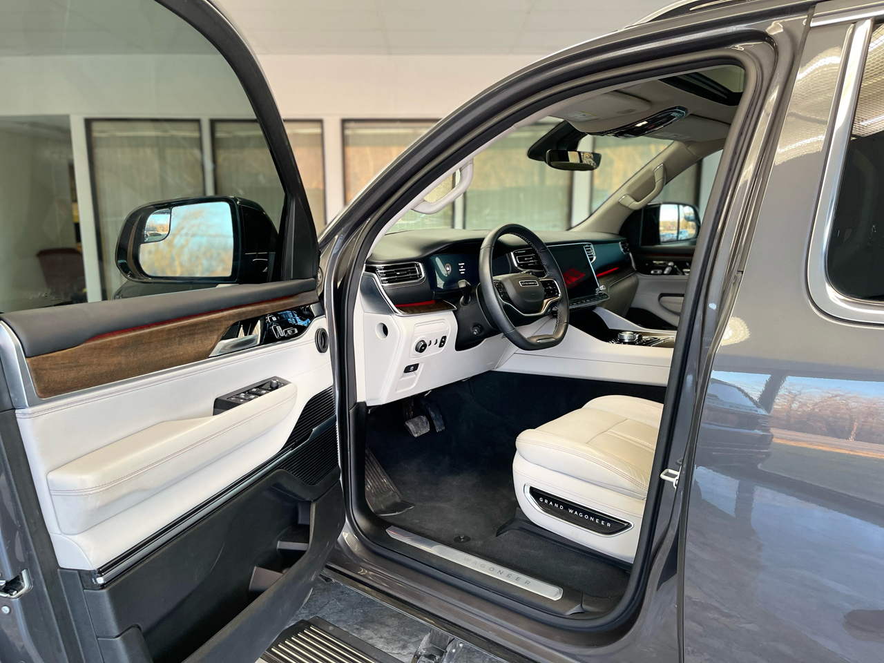 Jeep Grand Wagoneer Series I 4WD 2023