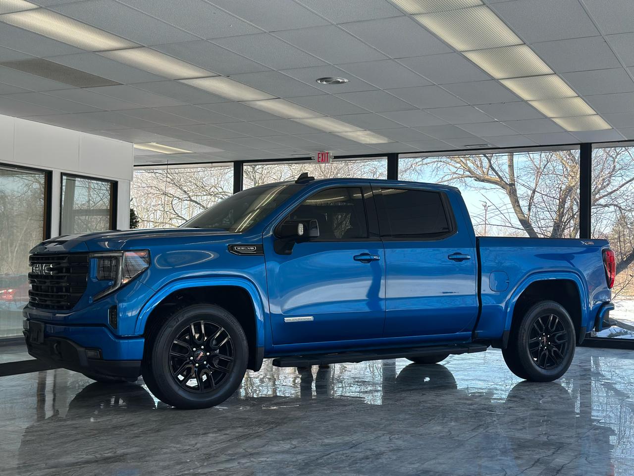 GMC Sierra 1500 Elevation Crew Cab 4WD 2022