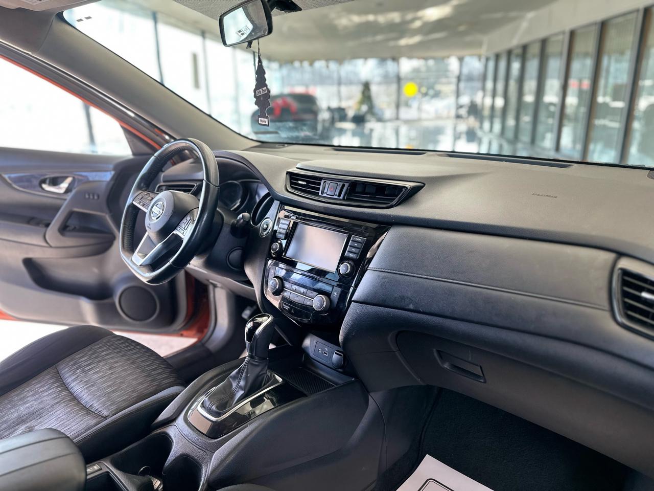 Nissan Rogue SV AWD 2018