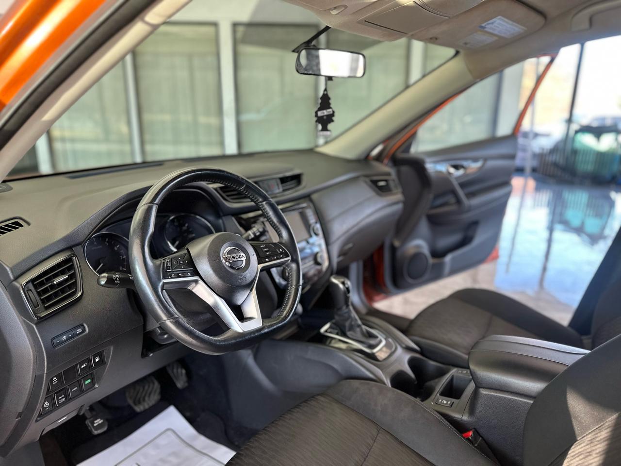 Nissan Rogue SV AWD 2018