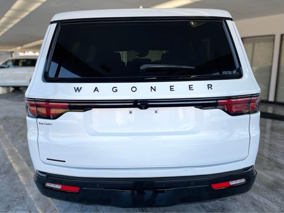 Jeep Wagoneer Series II 4WD 2023